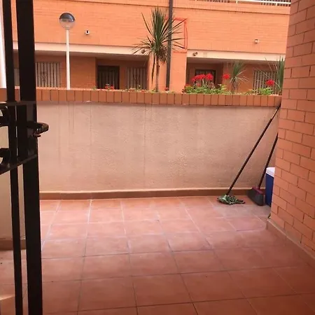 Bajo Con Gran Terraza En Ribera De