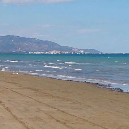 Bajo Con Gran Terraza En Ribera De アパート カバネス